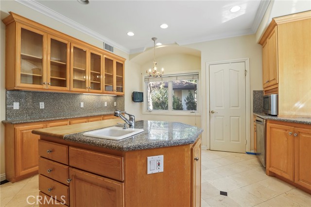 Detail Gallery Image 22 of 59 For 14659 Valley Vista, Sherman Oaks,  CA 91403 - 5 Beds | 4/1 Baths