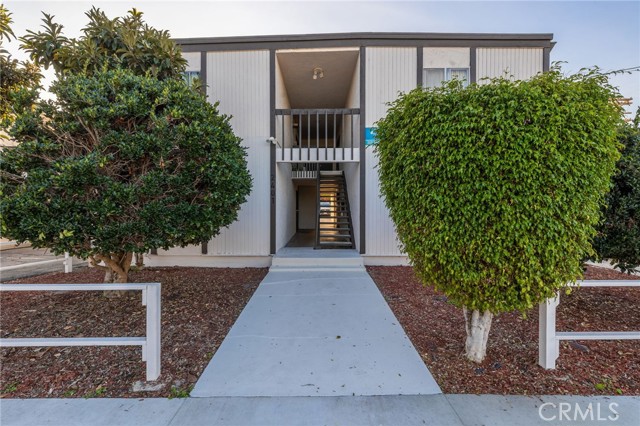 Detail Gallery Image 7 of 24 For 2401 S Denison Ave, San Pedro,  CA 90731 - – Beds | – Baths