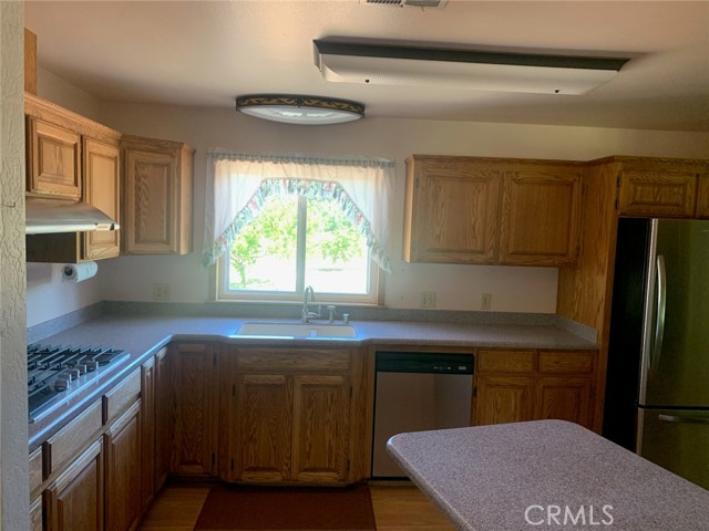 Detail Gallery Image 2 of 14 For 25246 Lee St, Los Molinos,  CA 96055 - 2 Beds | 2 Baths