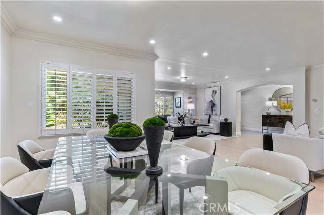 Detail Gallery Image 10 of 45 For 28 W Sycamore Ave, Arcadia,  CA 91006 - 4 Beds | 4 Baths