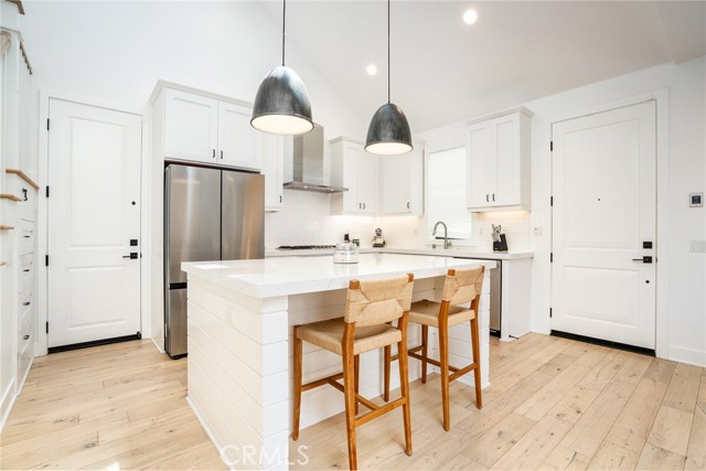 2077 Tablelands Way, Costa Mesa CA: https://media.crmls.org/medias/f2e725b6-fb5f-4a2a-b711-b9ae90413c62.jpg