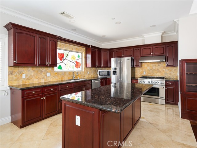 229 N Juanita Avenue, Redondo Beach CA: https://media.crmls.org/medias/f2e7483a-761e-4d41-a0c4-2c93ad05ee3d.jpg
