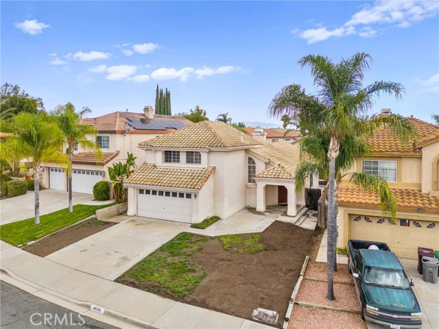 40723 Mountain Pride, Murrieta CA: https://media.crmls.org/medias/f2e7d182-a2f2-441b-9537-5e805393654c.jpg