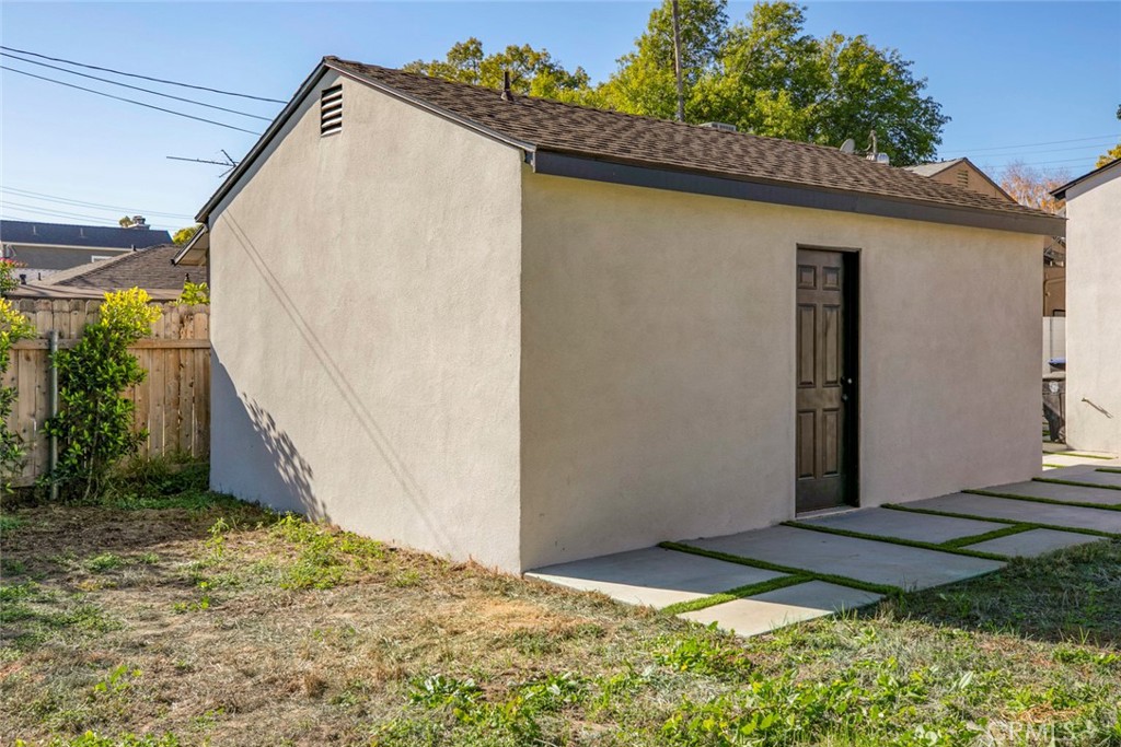 1440 N Maple StreetBurbank img 44