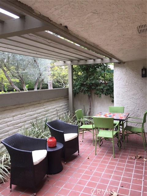 115 COTTONWOOD Circle, Rolling Hills Estates, California 90274, 2 Bedrooms Bedrooms, ,1 BathroomBathrooms,Residential,Sold,COTTONWOOD,PV17029780