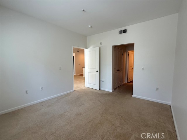 2252 Scholarship, Irvine CA: https://media.crmls.org/medias/f2e87956-8a89-436d-be18-a9d9e5756710.jpg