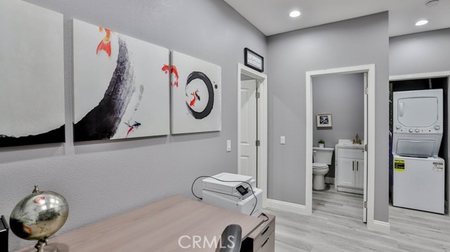 408 S Flower Street, Santa Ana CA: https://media.crmls.org/medias/f2e8a023-f3f0-4f46-a7ba-ca64a5050f81.jpg