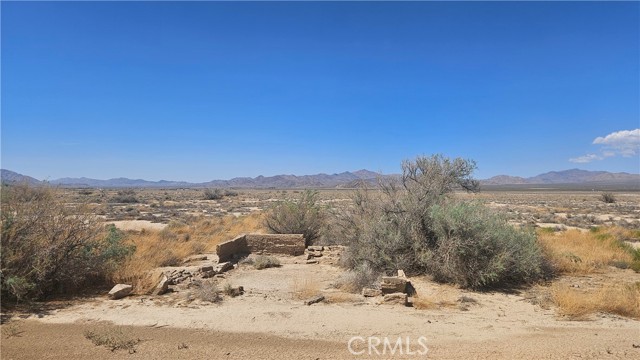 Detail Gallery Image 4 of 6 For 0 Amber Rd., Lucerne Valley,  CA 24354 - – Beds | – Baths