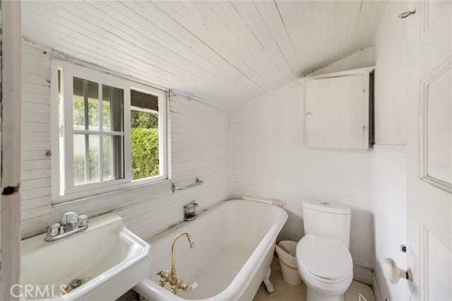 Detail Gallery Image 20 of 33 For 6723 Miles, Huntington Park,  CA 90255 - 3 Beds | 2 Baths