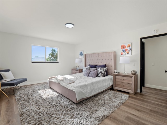 2350 W Avenue N12, Palmdale CA: https://media.crmls.org/medias/f2eaeaaa-c048-488a-b30e-bcc6b63cb1cf.jpg