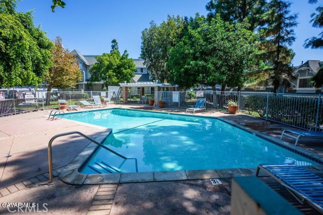 Detail Gallery Image 35 of 42 For 18452 Lemarsh St #48,  Northridge,  CA 91325 - 2 Beds | 3 Baths