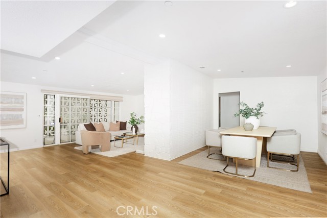 Detail Gallery Image 11 of 45 For 7333 via Rio Nido, Downey,  CA 90241 - 3 Beds | 3 Baths