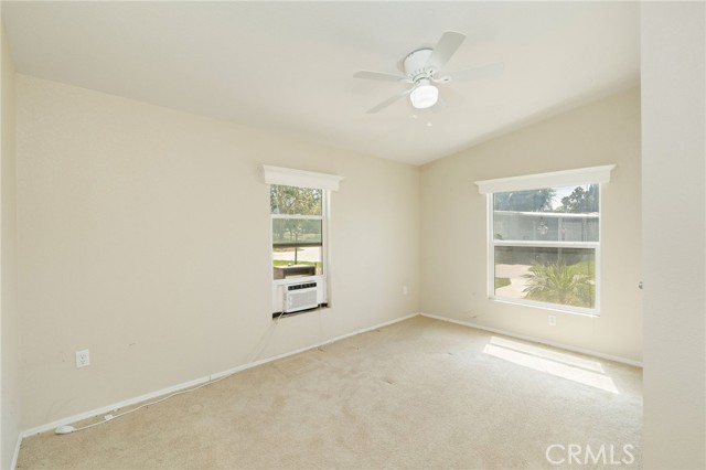 Detail Gallery Image 12 of 18 For 5800 Hamner #156,  Corona,  CA 91752 - 3 Beds | 2 Baths