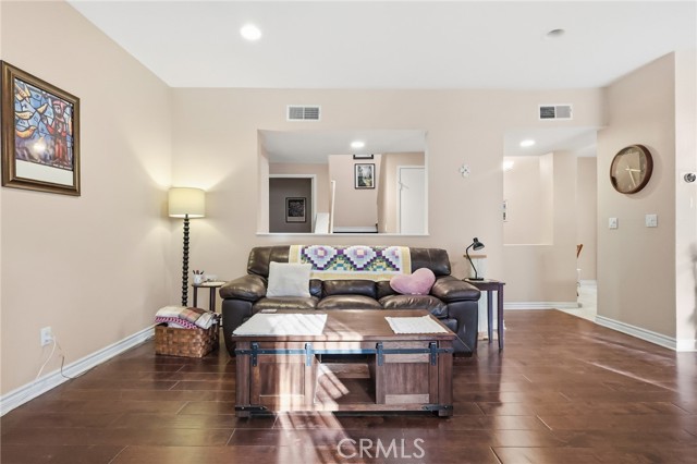 Detail Gallery Image 12 of 39 For 1441 Brett #136,  San Pedro,  CA 90732 - 2 Beds | 2/1 Baths