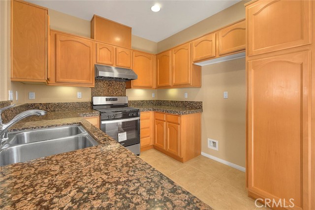 Detail Gallery Image 11 of 57 For 17871 Shady View #1103,  Chino Hills,  CA 91709 - 3 Beds | 3/1 Baths