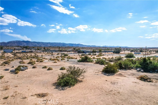 Detail Gallery Image 19 of 22 For 4973 Adobe Rd, Twentynine Palms,  CA 92277 - – Beds | – Baths