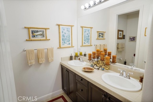 Detail Gallery Image 14 of 35 For 21923 Cortina Pl, Chatsworth,  CA 91311 - 3 Beds | 2/1 Baths