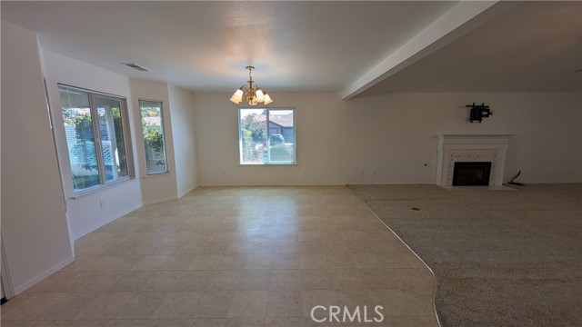 Detail Gallery Image 7 of 36 For 905 Suburban Avenue, Madera,  CA 93637 - 3 Beds | 2 Baths