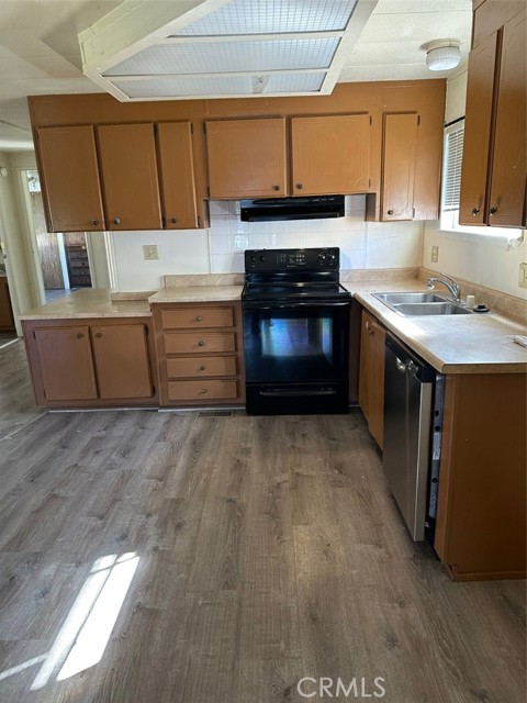 Detail Gallery Image 12 of 20 For 13925 Walnut, Clearlake Oaks,  CA 95423 - 2 Beds | 2 Baths