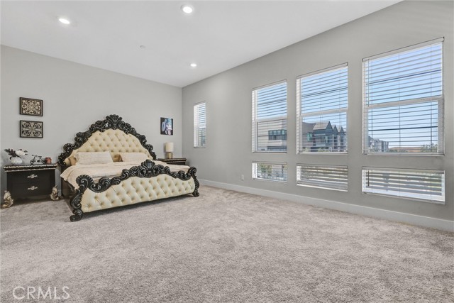224 Merit, Irvine CA: https://media.crmls.org/medias/f2f1a51e-c283-4b3f-9c4c-72cc7d92954d.jpg