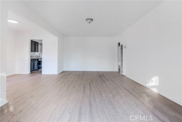 Detail Gallery Image 23 of 33 For 2916 Halldale, Los Angeles,  CA 90018 - 3 Beds | 2 Baths