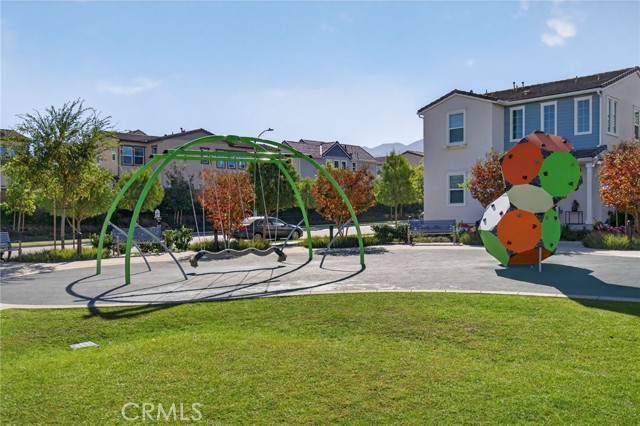 Detail Gallery Image 48 of 66 For 4059 Pomelo Dr, Corona,  CA 92883 - 4 Beds | 3 Baths