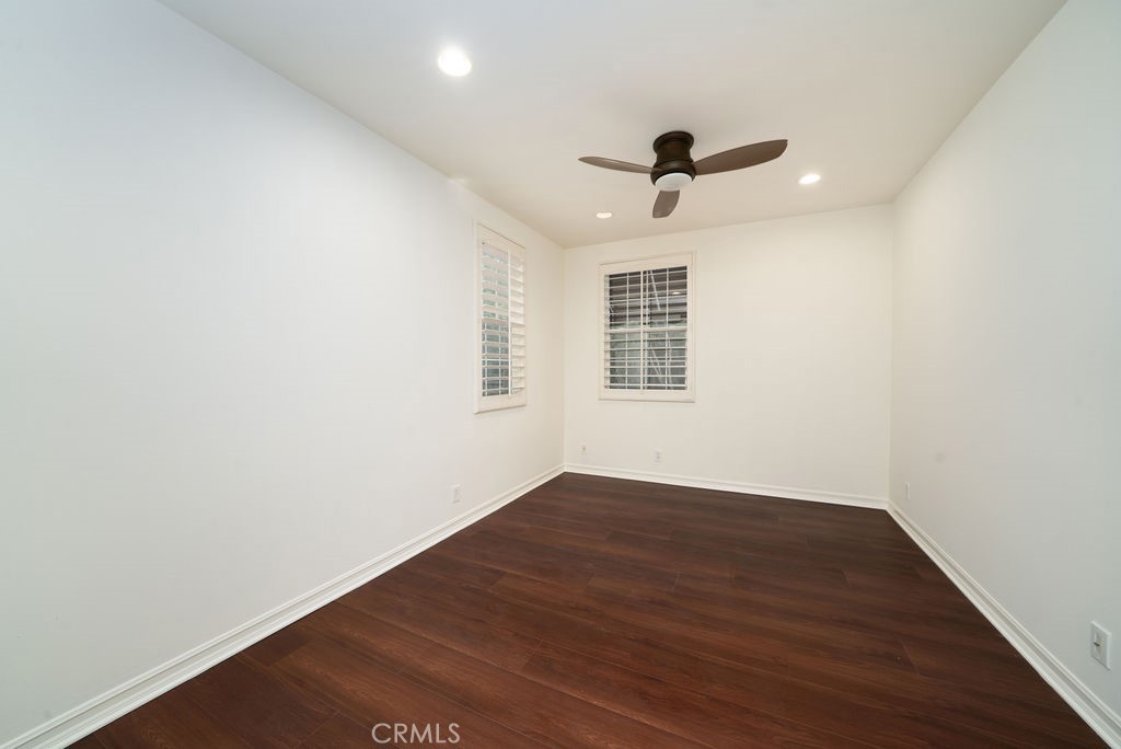 MLS #OC25255873 image #29