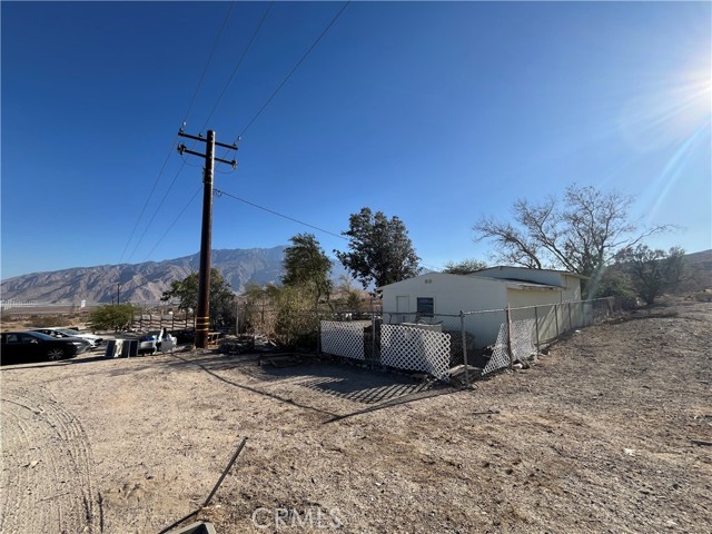 60975 Oleander Street, Whitewater CA: https://media.crmls.org/medias/f2f50b96-a34c-429a-b4db-99b13185a4b9.jpg