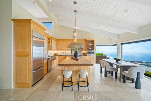 32131 Sea Island Drive, Dana Point CA: https://media.crmls.org/medias/f2f528aa-56b0-4260-8c57-2d613f3931c2.jpg