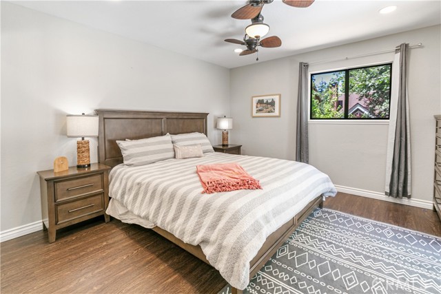 248 Hemlock Drive, Lake Arrowhead CA: https://media.crmls.org/medias/f2f57333-ab22-4434-9f58-c078f06215c7.jpg