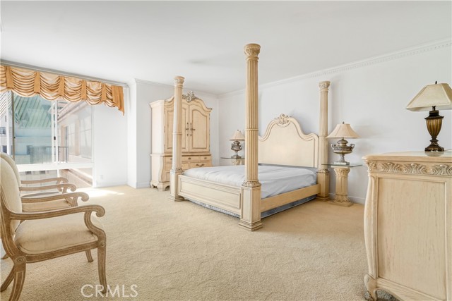 850 E Ocean Boulevard, Long Beach CA: https://media.crmls.org/medias/f2f5ccfb-4e12-407a-a4e1-ffa1eda4a005.jpg