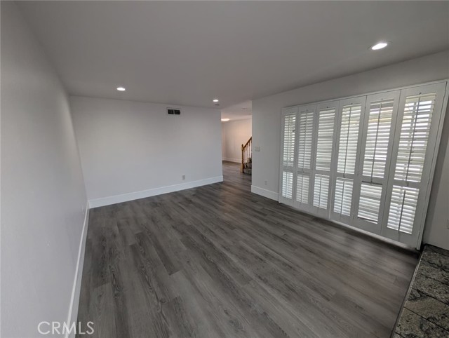 Detail Gallery Image 11 of 17 For 11263 Knott Ave, Cypress,  CA 90630 - 3 Beds | 2/1 Baths