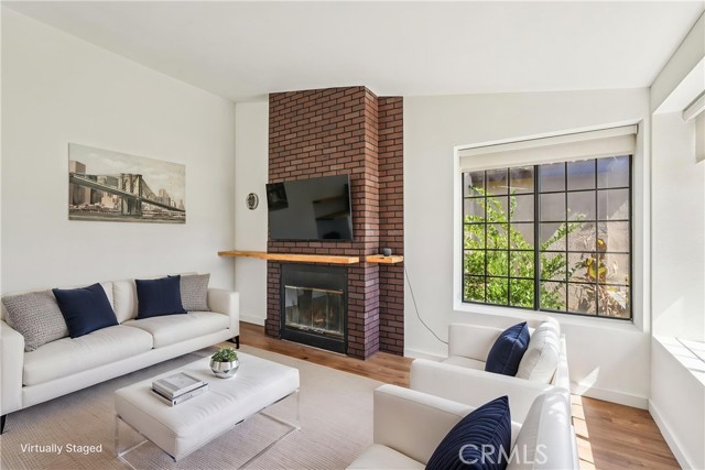 Detail Gallery Image 4 of 22 For 29674 Saint Andrews Ct, Murrieta,  CA 92563 - 3 Beds | 2 Baths