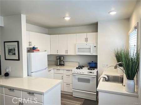 217 Cypress Street, Laguna Beach CA: https://media.crmls.org/medias/f2f6e322-2544-4b1c-808c-7e74071be5af.jpg