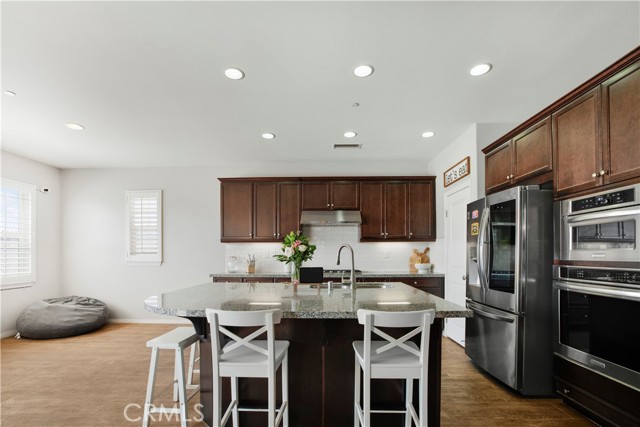 14450 Willamette Avenue, Chino CA: https://media.crmls.org/medias/f2f846b4-831b-43df-ac98-aac43a58be1a.jpg
