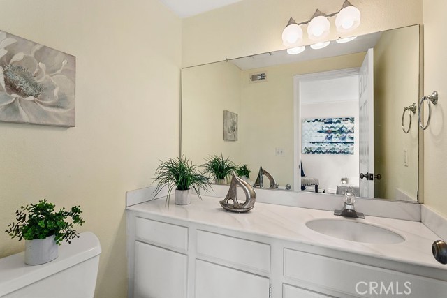 21 Morena, Irvine CA: https://media.crmls.org/medias/f2f888db-0859-4b7f-a890-5b3d3c95008b.jpg