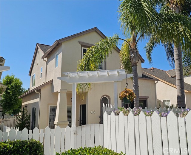 Detail Gallery Image 1 of 18 For 53 Middlebury Ln, Irvine,  CA 92620 - 3 Beds | 2/1 Baths