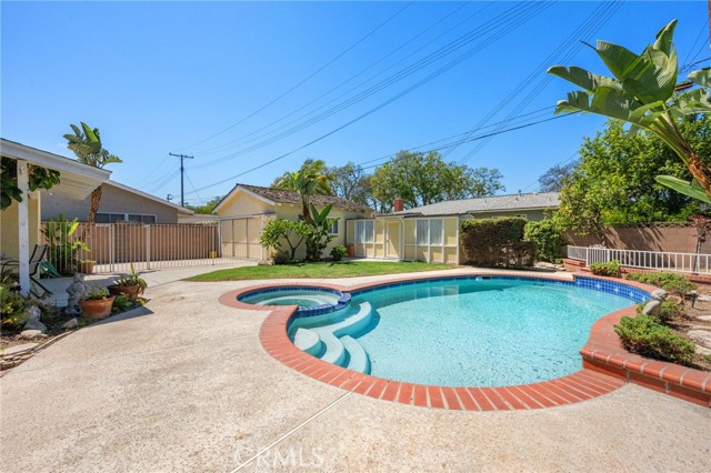 Detail Gallery Image 46 of 64 For 939 W Orange Rd, Santa Ana,  CA 92706 - 3 Beds | 2 Baths