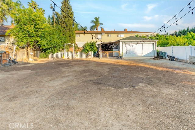 7914 Magnolia Avenue, Riverside CA: https://media.crmls.org/medias/f2fa3ea0-4594-4f2a-ae27-e7acb2f71c10.jpg