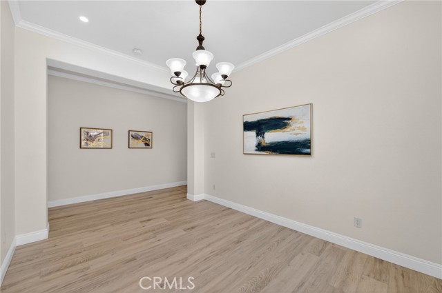 Detail Gallery Image 27 of 44 For 1563 E via Mirasol, Fresno,  CA 93730 - 4 Beds | 3 Baths