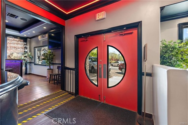13015 Philadelphia Street, Whittier CA: https://media.crmls.org/medias/f2fadf14-23dc-45e9-ac33-59758e384704.jpg
