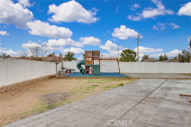 Detail Gallery Image 19 of 28 For 17865 Walnut St, Hesperia,  CA 92345 - 3 Beds | 2 Baths