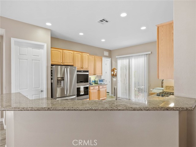 Detail Gallery Image 12 of 39 For 10598 Archerwill Rd, Apple Valley,  CA 92308 - 3 Beds | 2 Baths