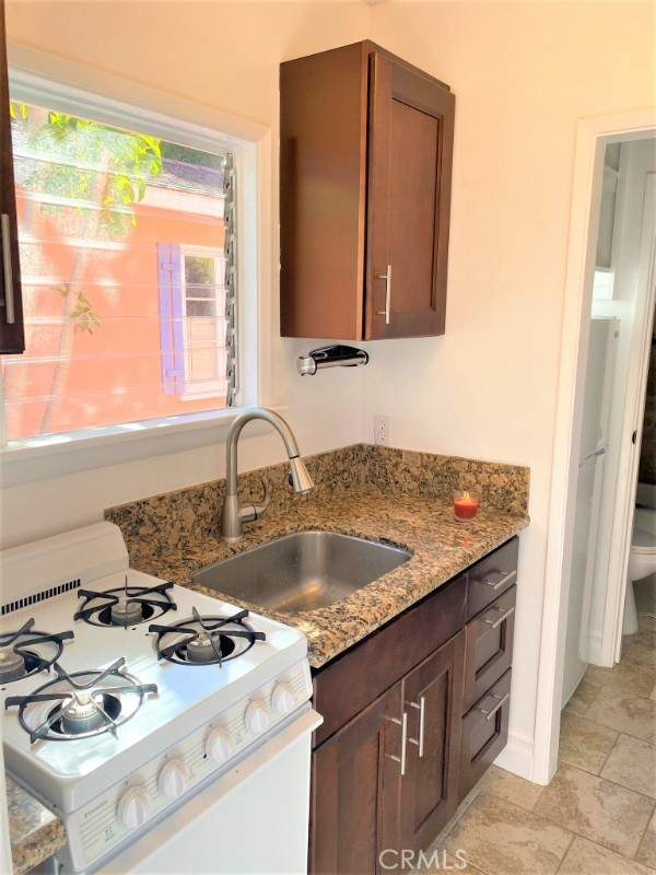 Detail Gallery Image 11 of 31 For 273 Lower Cliff Dr, Laguna Beach,  CA 92651 - 1 Beds | 1 Baths