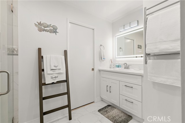 Detail Gallery Image 35 of 48 For 605 Palos Verdes Dr, Palos Verdes Estates,  CA 90274 - 4 Beds | 2/1 Baths