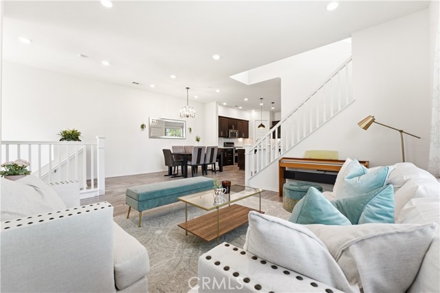 Detail Gallery Image 7 of 43 For 119 Plateau, Irvine,  CA 92618 - 3 Beds | 3 Baths