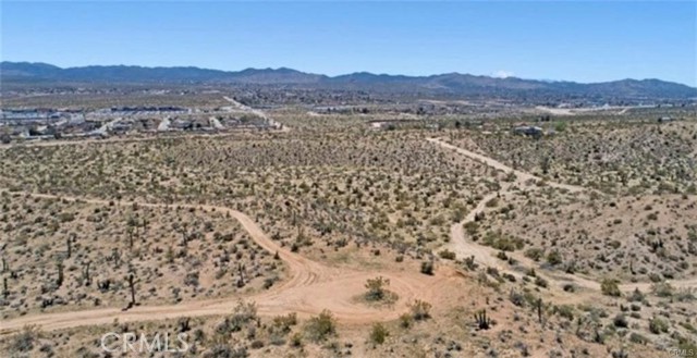 1 Avalon Avenue, Yucca Valley CA: https://media.crmls.org/medias/f2fda48b-0a2c-4c49-b865-758898aa16df.jpg