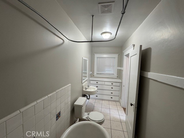 Detail Gallery Image 48 of 54 For 485 Gaviota, Long Beach,  CA 90802 - – Beds | – Baths