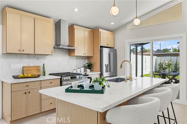 Detail Gallery Image 7 of 36 For 3923 Edenhurst Ave, Los Angeles,  CA 90039 - 4 Beds | 3 Baths