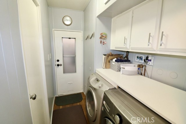 Detail Gallery Image 27 of 36 For 14044 Lake Glen Dr #38,  La Mirada,  CA 90638 - 2 Beds | 2 Baths